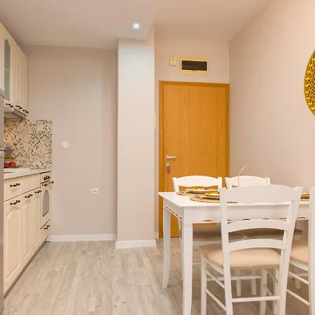 Garden Of Eden Pmg Apartament
